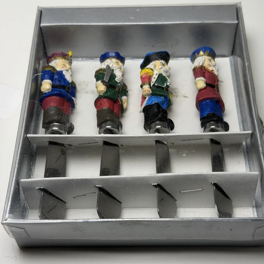 New set‎ of 4 cheese butter spreaders nutcrackers knives christmas holiday